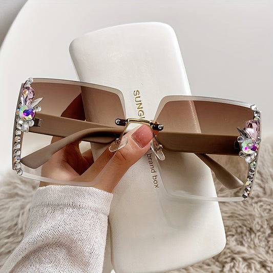 Rhinestone Inlaid Fashion Glasses