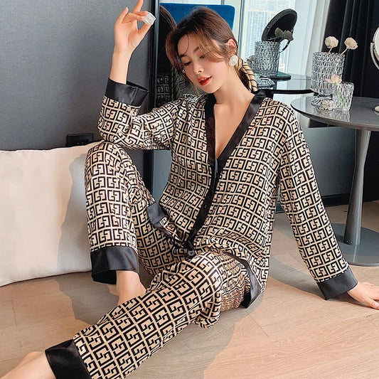 Women's Luxury Cross Letter Pajamas Set